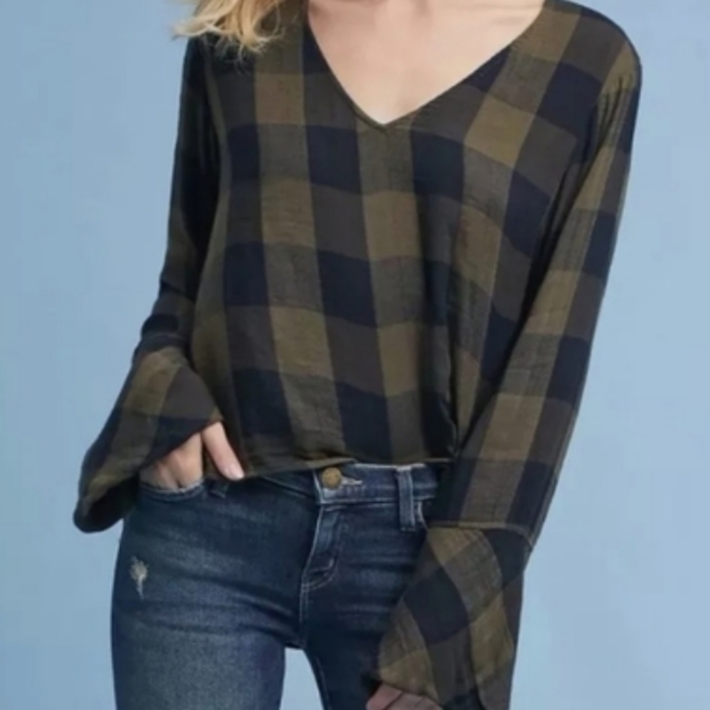 Anthropologie Cloth & Stone Side Knot 3/4 Bell Sleeve Top - Navy & Green